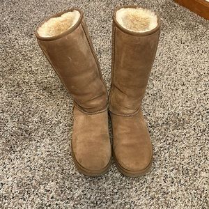 Tall UGGs size 8